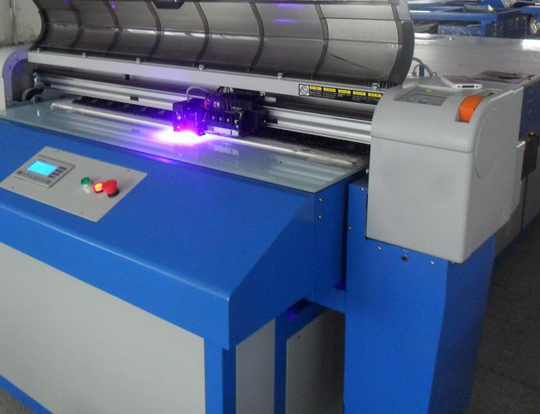 UVLED照射機(jī)在印刷行業(yè)的注意點(diǎn) 