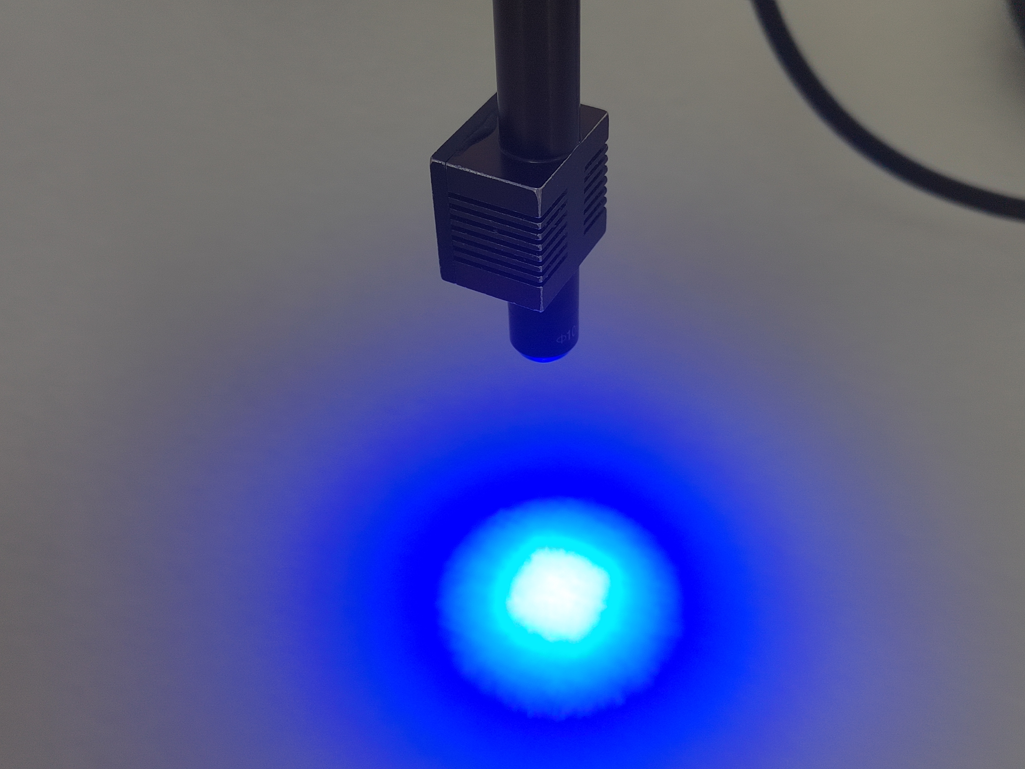 UVLED光源與基材距離的影響 